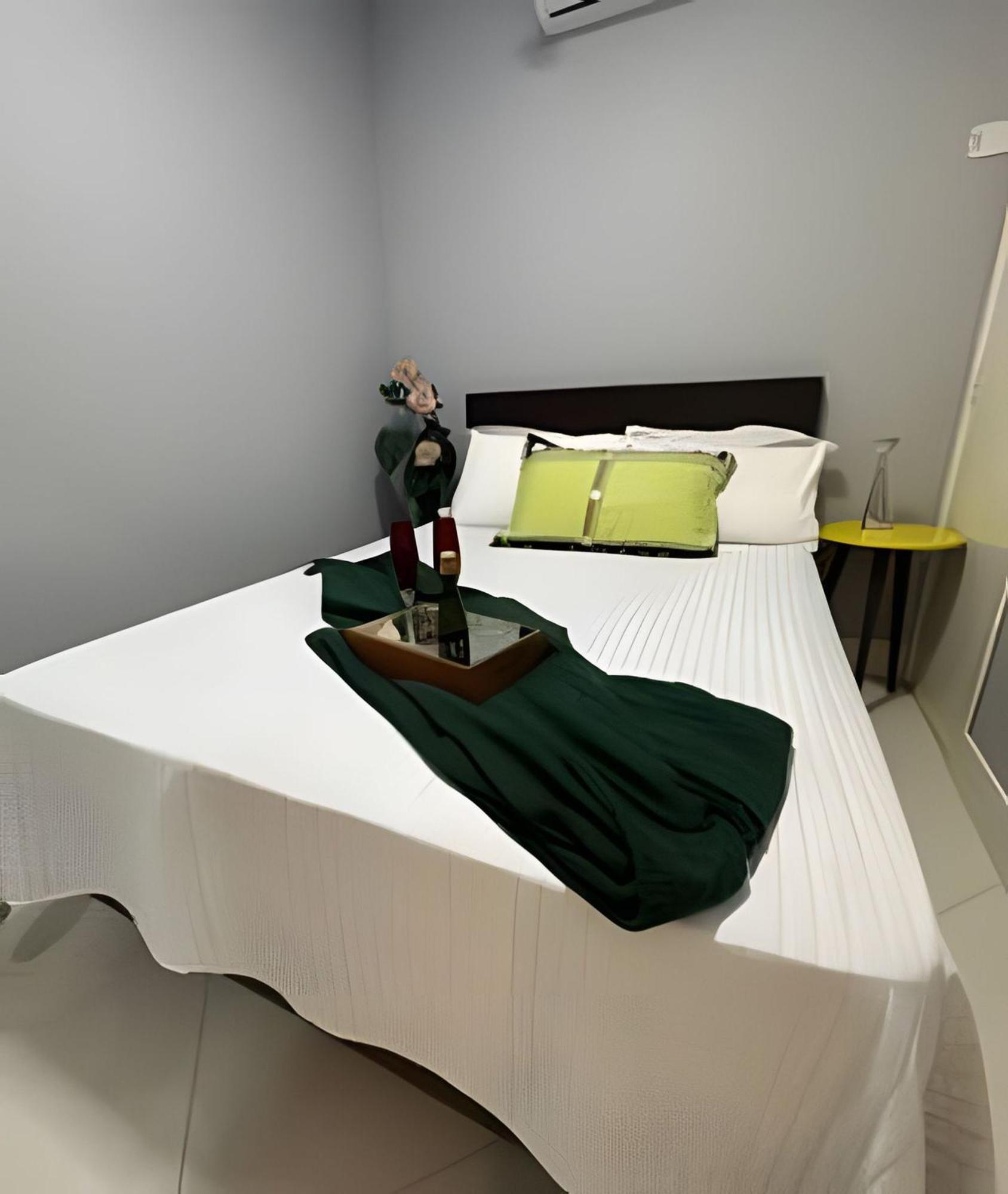 Sobrado Com 5 Suite 1 Quarto Piscina Churraqueira Ar Ate 20 Hospede Foz do Iguacu Ngoại thất bức ảnh