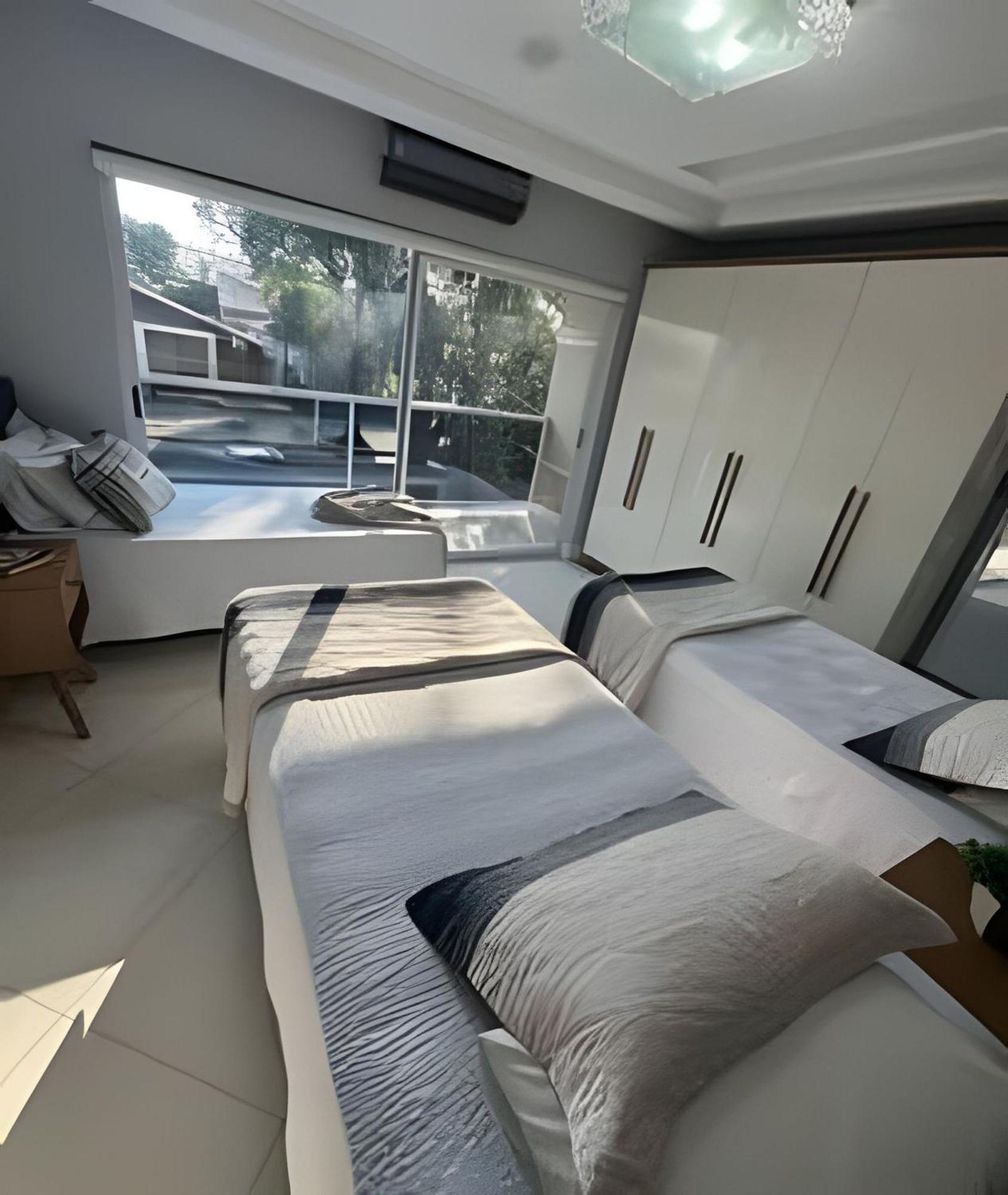 Sobrado Com 5 Suite 1 Quarto Piscina Churraqueira Ar Ate 20 Hospede Foz do Iguacu Ngoại thất bức ảnh