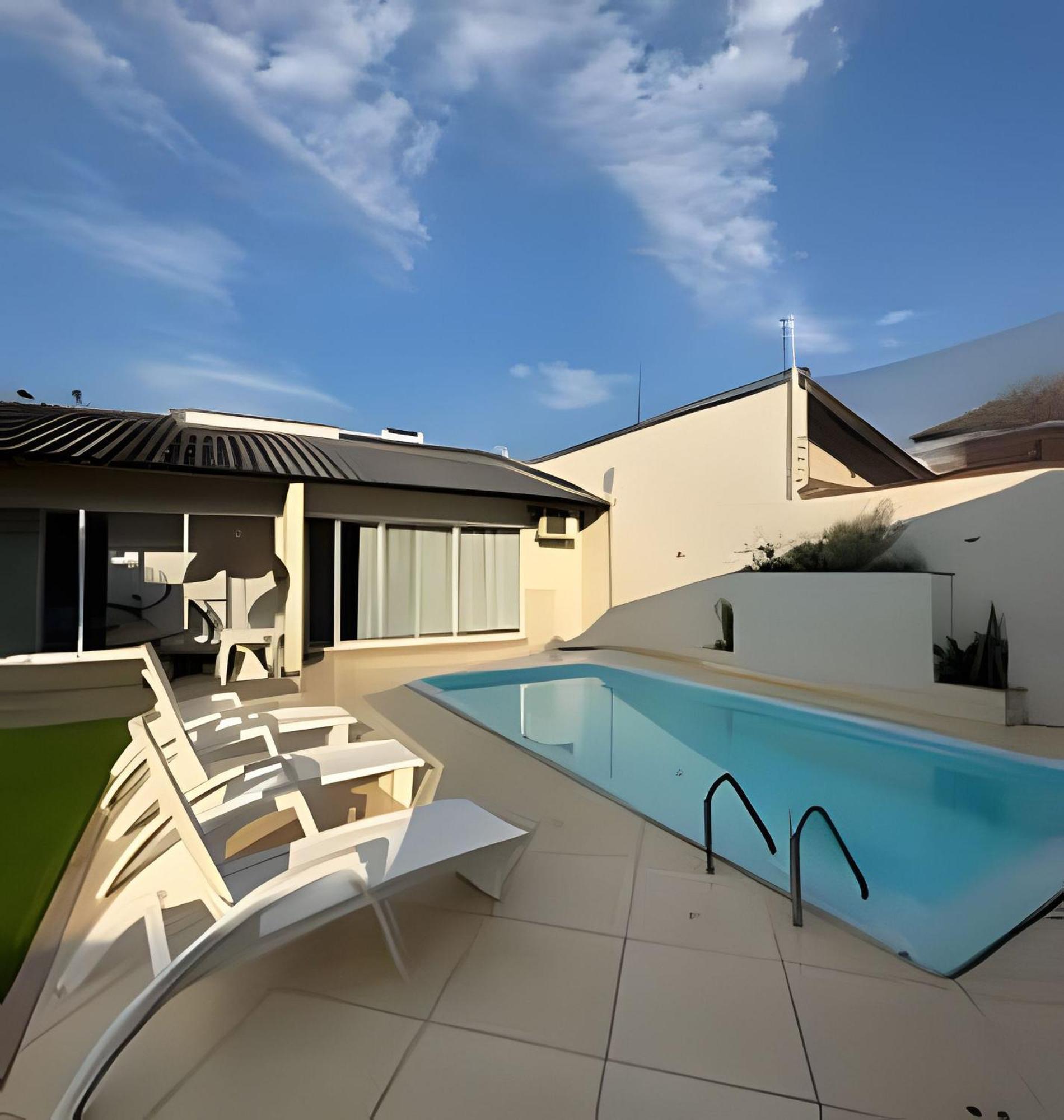 Sobrado Com 5 Suite 1 Quarto Piscina Churraqueira Ar Ate 20 Hospede Foz do Iguacu Ngoại thất bức ảnh