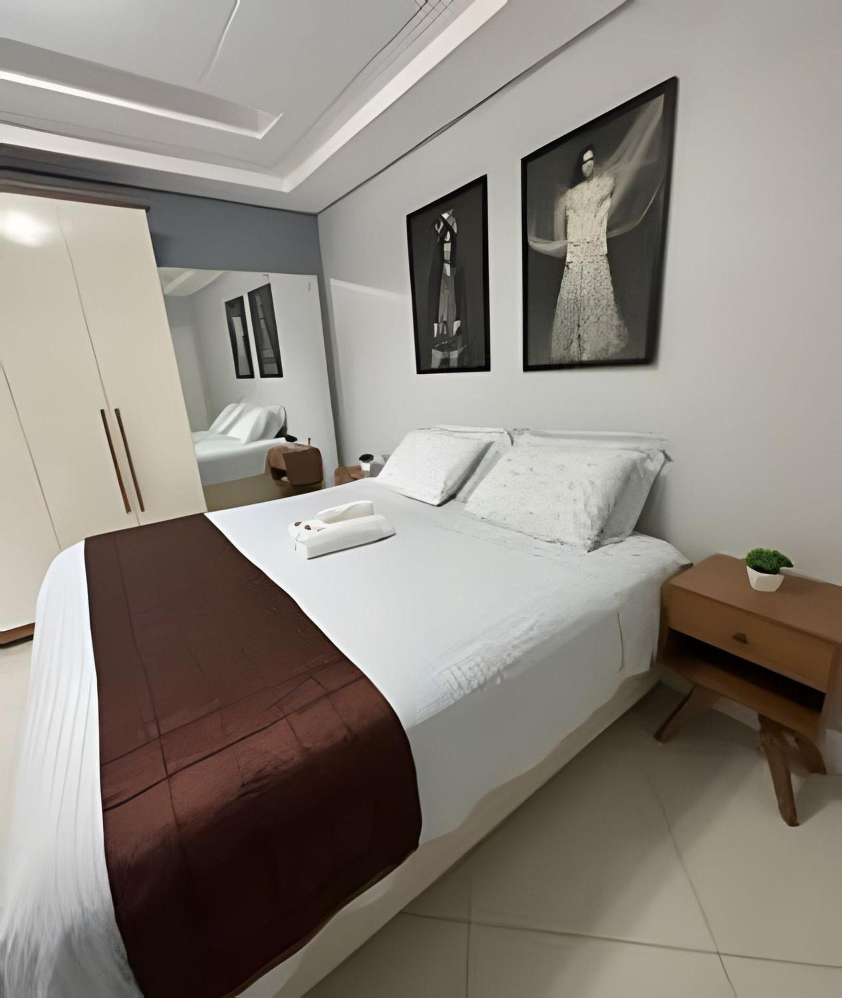 Sobrado Com 5 Suite 1 Quarto Piscina Churraqueira Ar Ate 20 Hospede Foz do Iguacu Ngoại thất bức ảnh